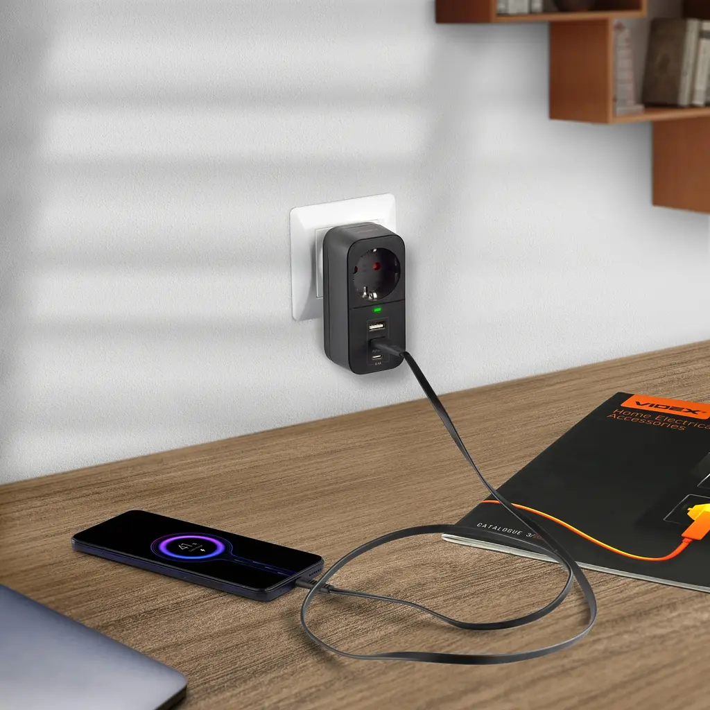 Мережевий адаптер Videx Oncord з/з 1п 2.4 A 2 USB+USB-C black (VF-AD1G2U1C-B) - фото 8