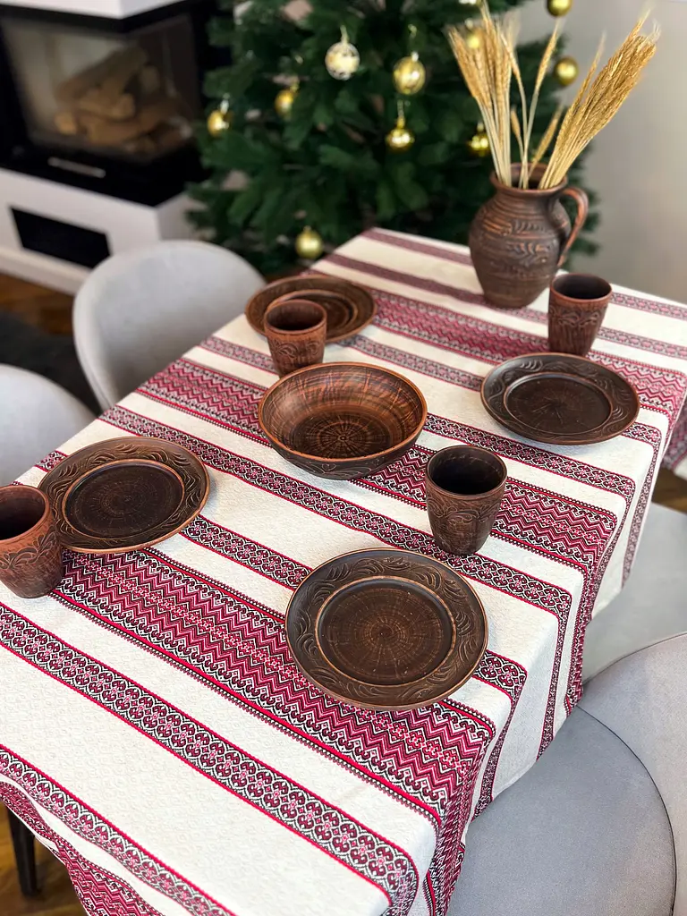 Льняная скатерть рождественская с украинским орнаментом "Рандеву красный" - 150х110 см - фото 7