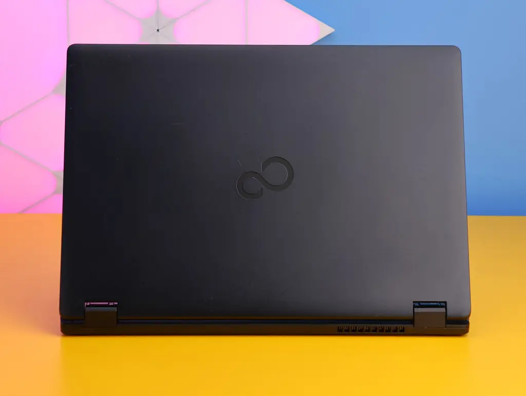 Ноутбук Fujitsu Lifebook E449 Б/В - фото 5