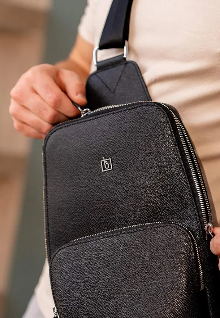 Кожаный мужской рюкзак (сумка-слинг) на одно плечо черный Saffiano - фото 10