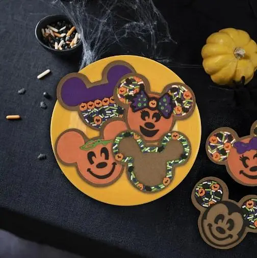 Шоколадне печиво Disney's Mickey and Minnie Pre-Baked Halloween Chocolate Cookie Kit - фото 3