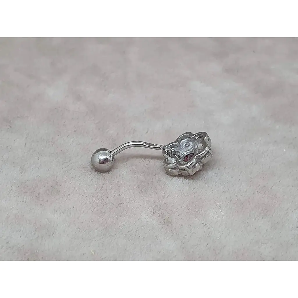 Серебряная серьга для пирсинга пупка Ирий с фианитами. 6010 Красный - фото 3