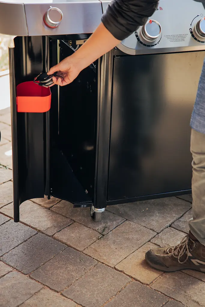 Гриль газовий Weber Genesis E-435 чорний (36410075) - фото 7