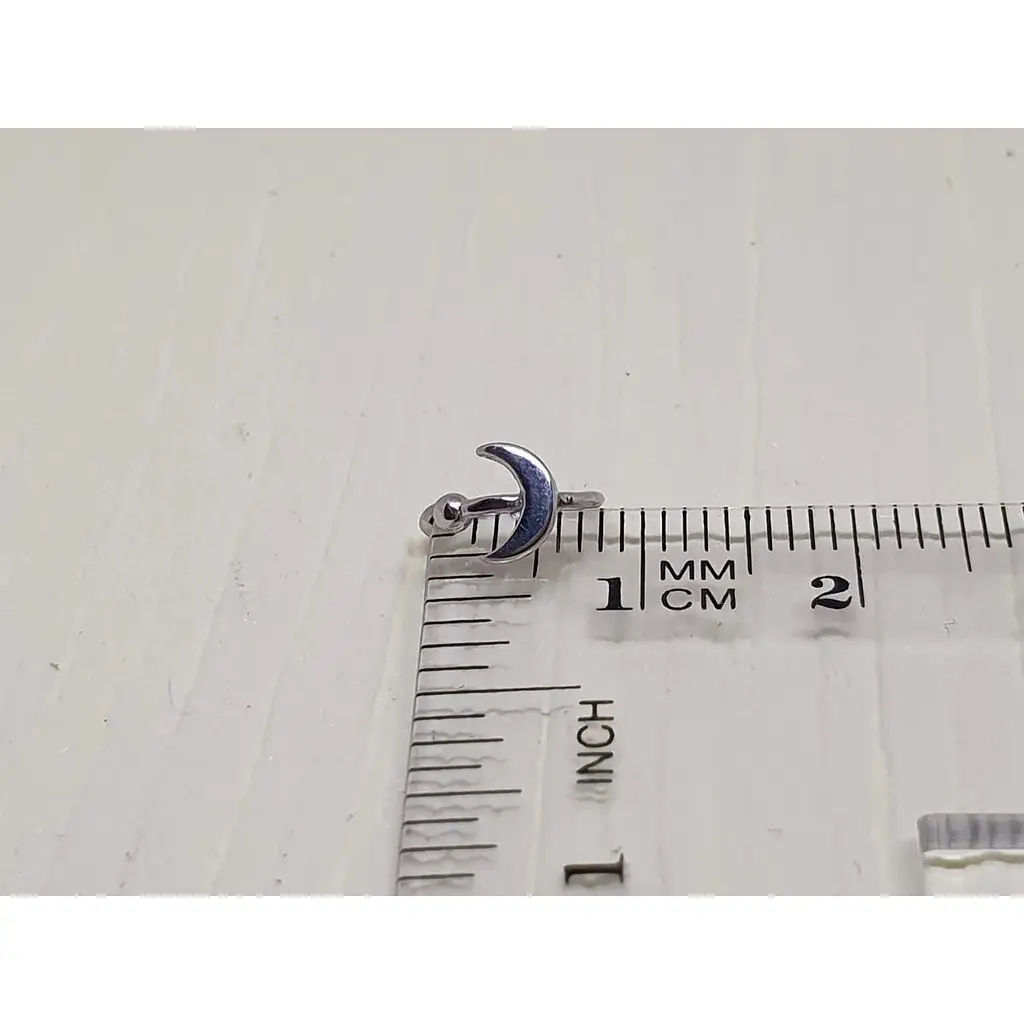 Срібна сережка-каффа Астор на хелікс. 9132456Р - фото 3