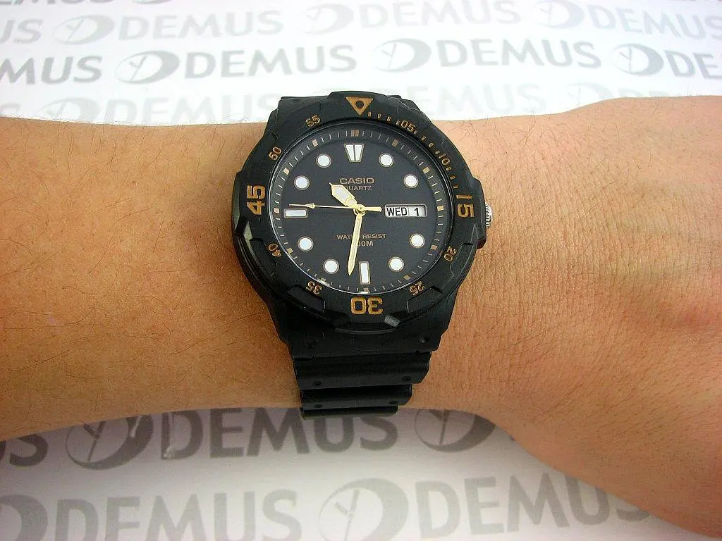 Годинник Casio MRW-200H-1EVEF - фото 3