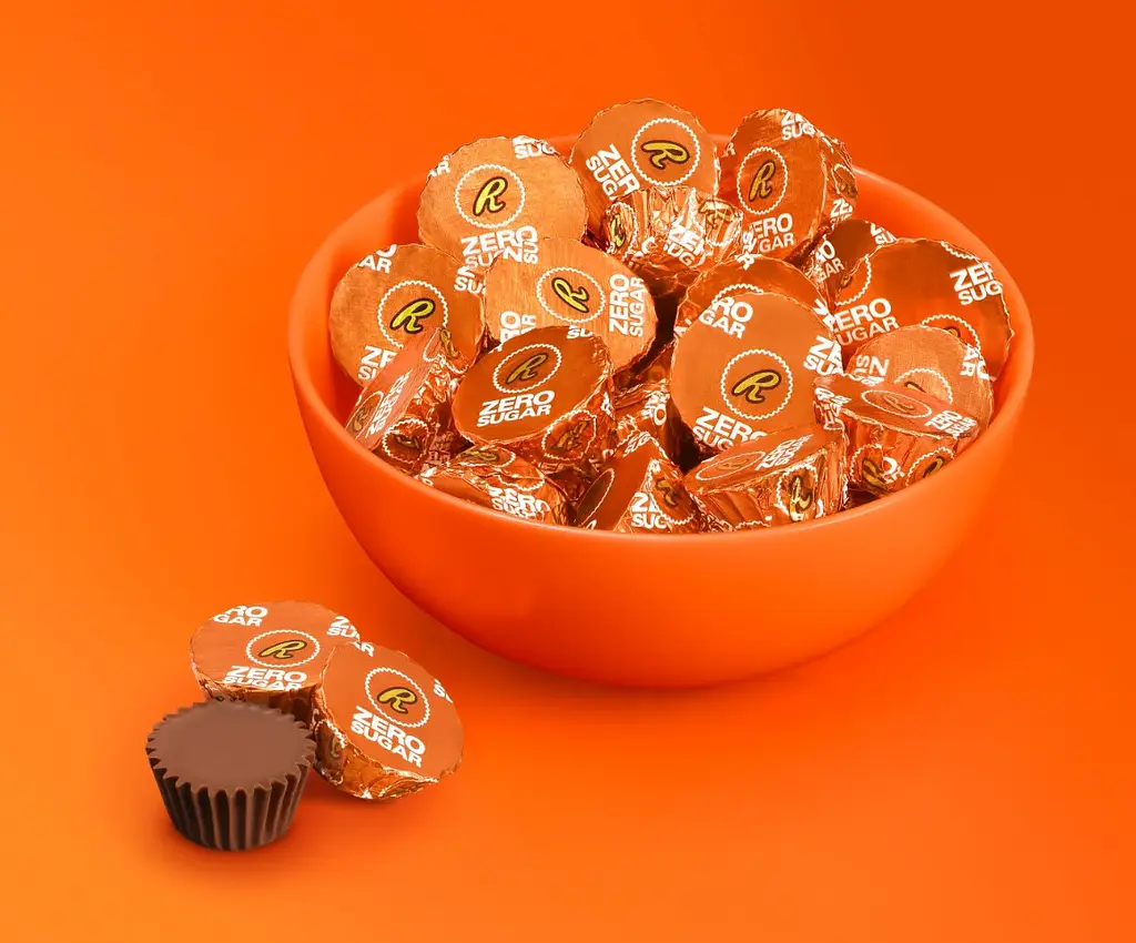Цукерки Reese's Zero Sugar Miniatures Chocolate Peanut Butter Cups Candy 144г - фото 4