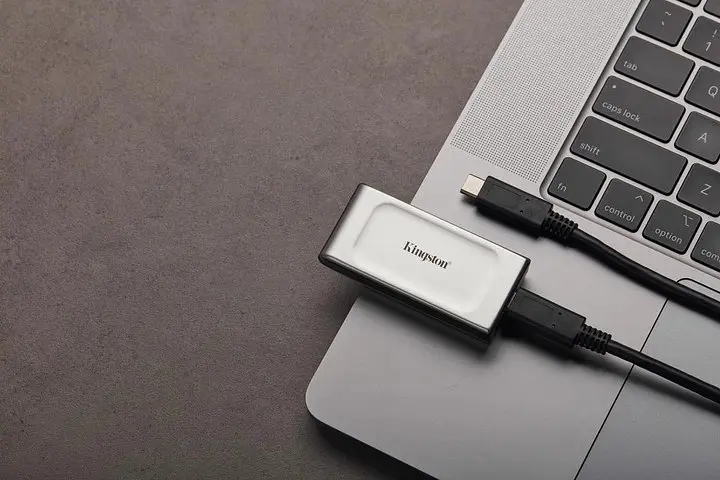Диск портативний переносний SSD Kingston XS2000 500 GB USB 3.2 Gen2 (2x2) Type-C - фото 7