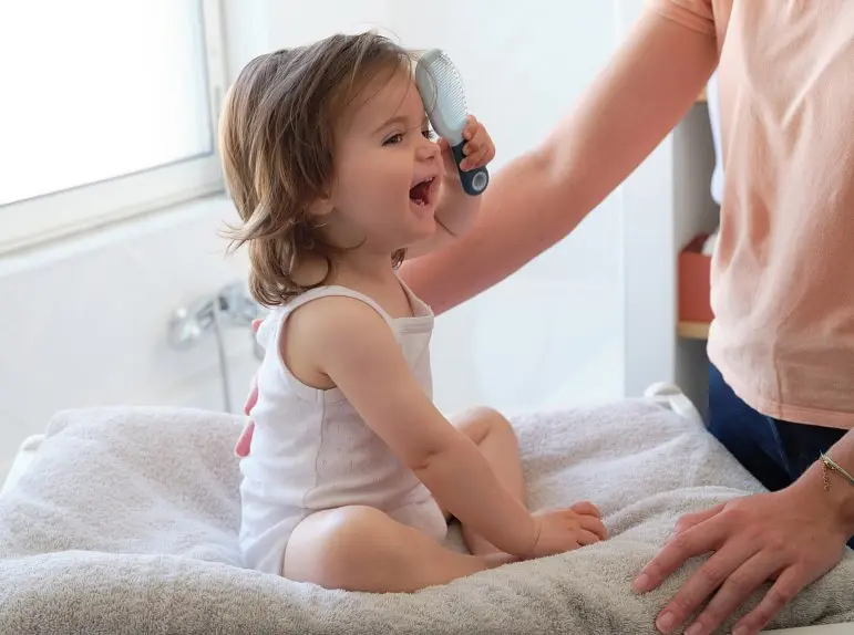 Набір для догляду за волоссям Bebe Confort Brush and Comb Sweet Artic: гребінець + щітка з дзеркальцем (3106209700) - фото 7
