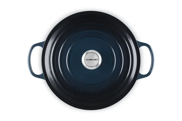 Каструля з кришкою Le Creuset Signature Cast Iron Round Casserole 21177261294475 24 см 4.2 л нюїт - фото 4