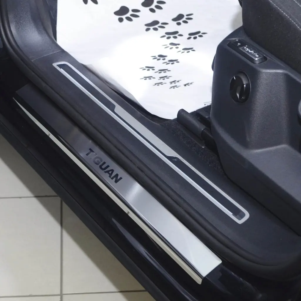 Накладки на пороги для Volkswagen Tiguan ALLSPACE 2016-2023 Нержавіюча сталь із загином та Логотипом 4 шт (Premium P-VW45) - фото 2