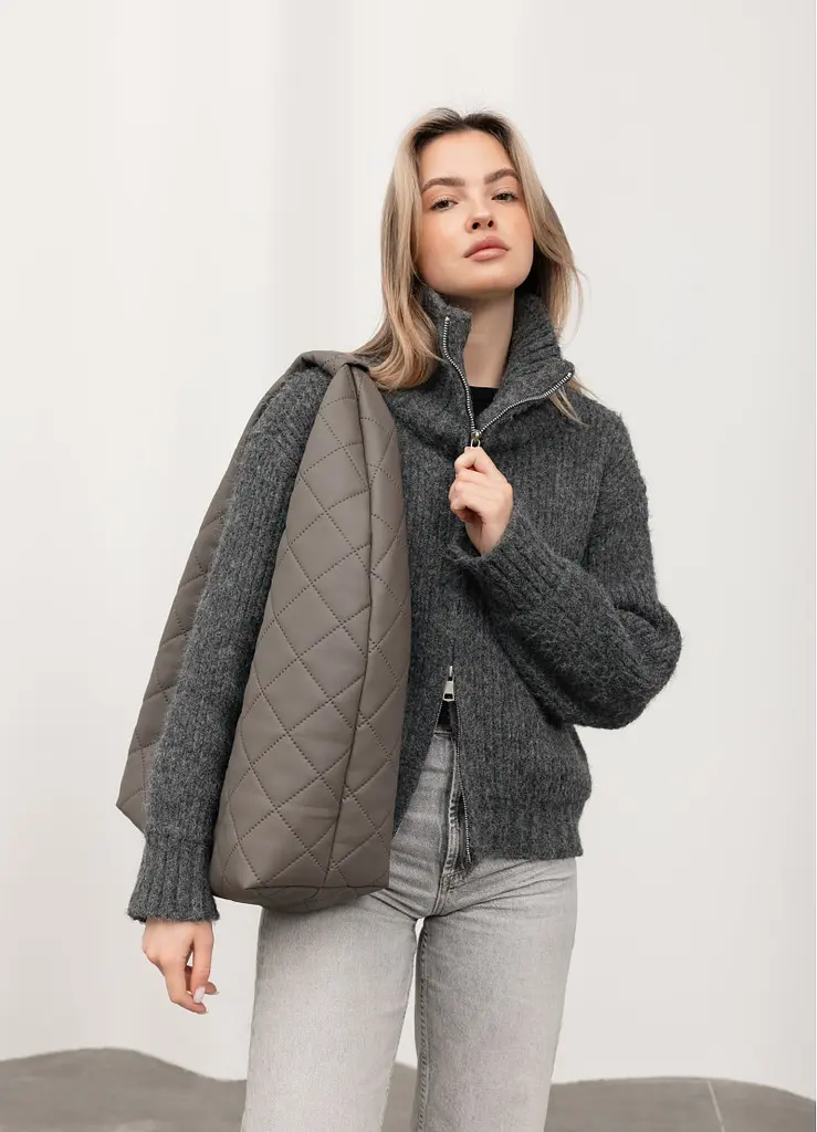 Жіноча сумка Sambag HOBO L сіра строчена 34 х 37 х 16 см (53300039) - фото 3