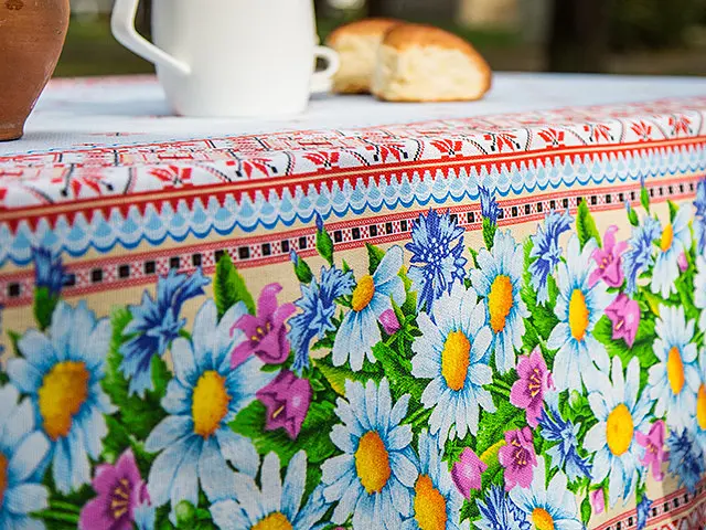 Скатертина Ecotton 150х200 см бавовняна з рогожки Ромашки 18825/1 в Українському стилі Орнамент (23647) - фото 2