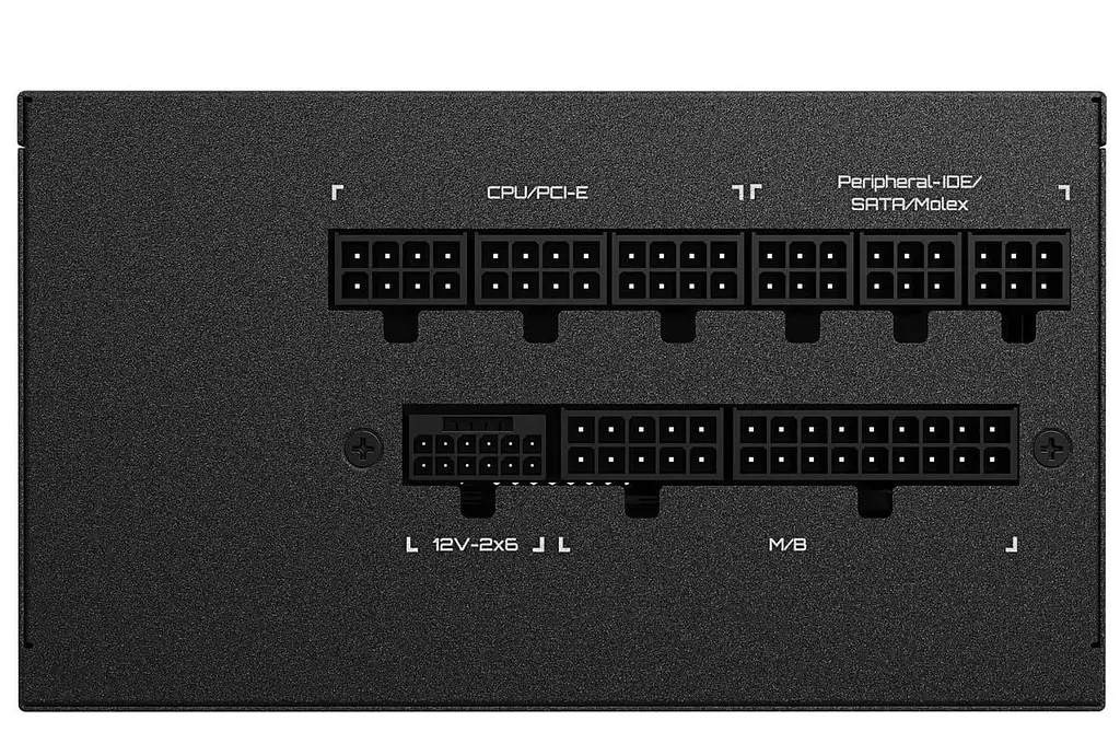Блок живлення GIGABYTE GP-UD750GM PG5 V2 750W ATX 3.1 80+ Gold (GP-UD750GM PG5 V2) Black - фото 3