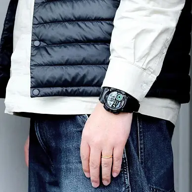 Чоловічий годинник Casio WS-1500H-1AVEF - фото 3