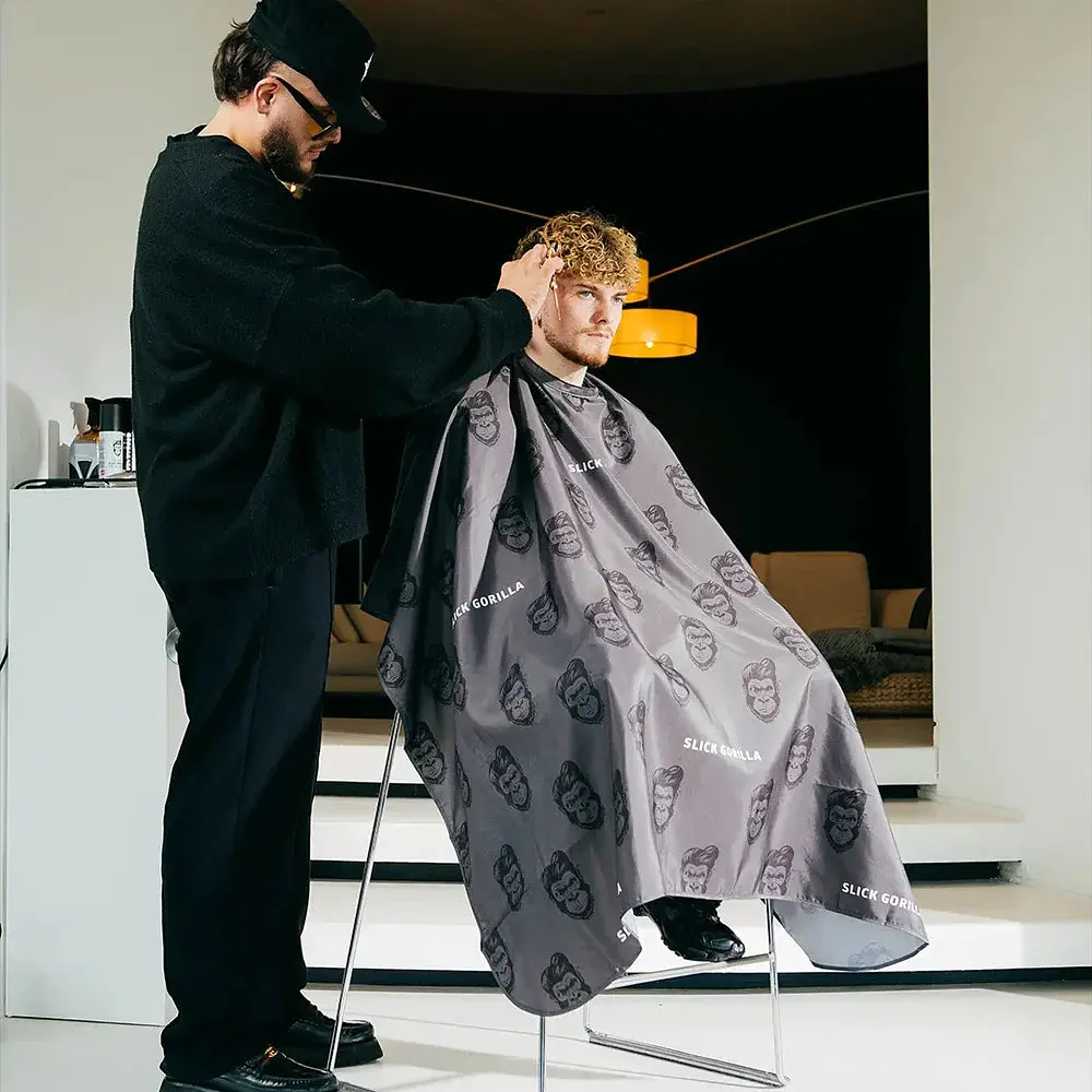 Перукарська накидка Slick Gorilla Barber Cape Black - фото 3