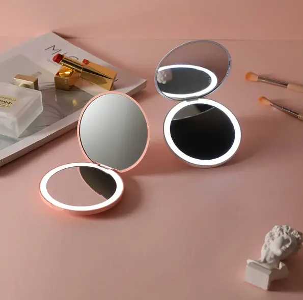 Кишенькове кругле дзеркало для макіяжу з LED підсвічуванням Pocket Mirror USB - фото 4