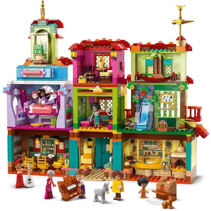 Конструктор LEGO Disney Classic Чарівний будинок Мадригал 1560 деталей (43245) - фото 4