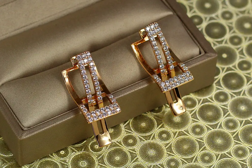Сережки Xuping Jewelry Пассат 3,2 см золотисті - фото 3