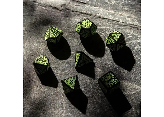 Набір кубиків Celtic 3D Revised Black & green Dice Set , 7 шт. (SCER21) - фото 5