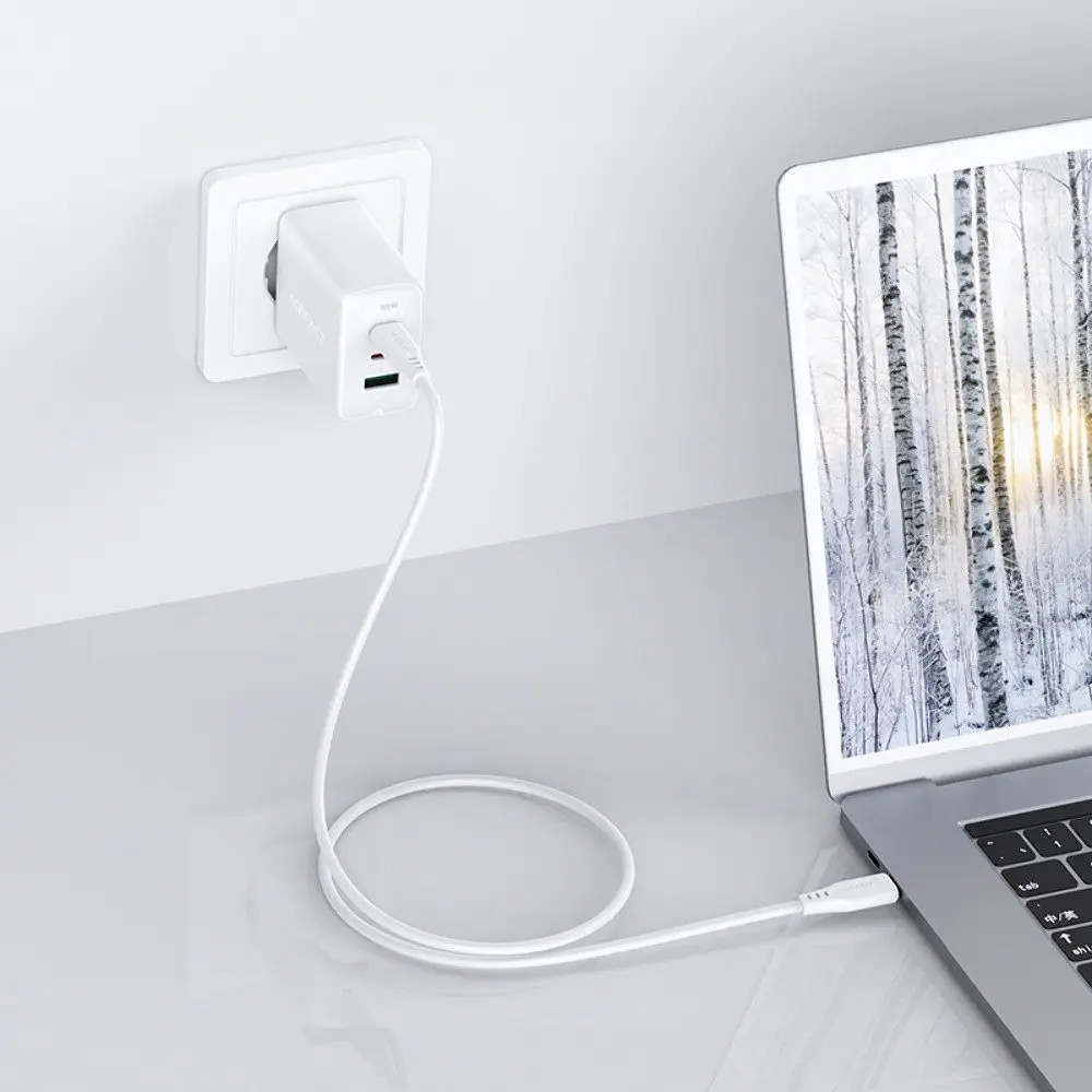 Зарядное устройство для Acefast A13 USB/2 Type-C QC PD 65W белый + кабель Type-C to Type-C - фото 2