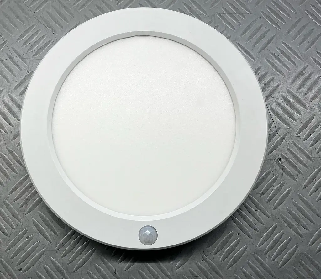 Стельовий світлодіодний світильник Aron light ST482 з датчиком руху 3cct - фото 3