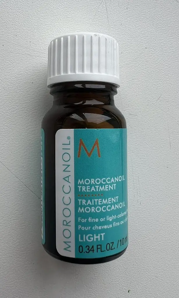 Масло для догляду за тонким та світлим волоссям Moroccanoil Light Treatment 10 мл - фото 2