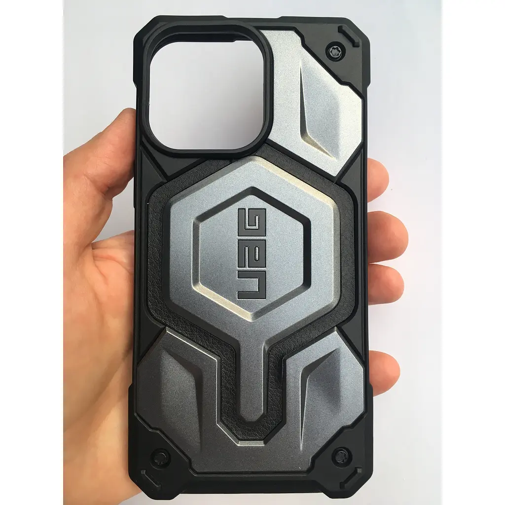 Оригинальный противоударный чехол UAG Monarch Pro MagSafe для iPhone 14 Pro Max (6.7") Silver (114031113333) - фото 9