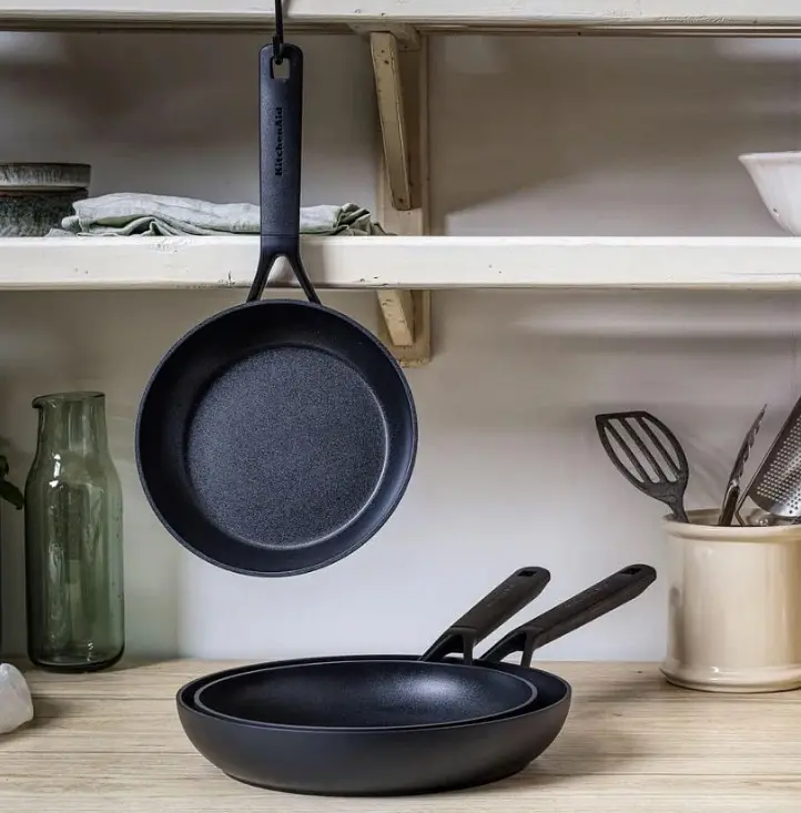 Сковорода універсальна KitchenAid СFA 20 см чорна СС003291-001 - фото 2
