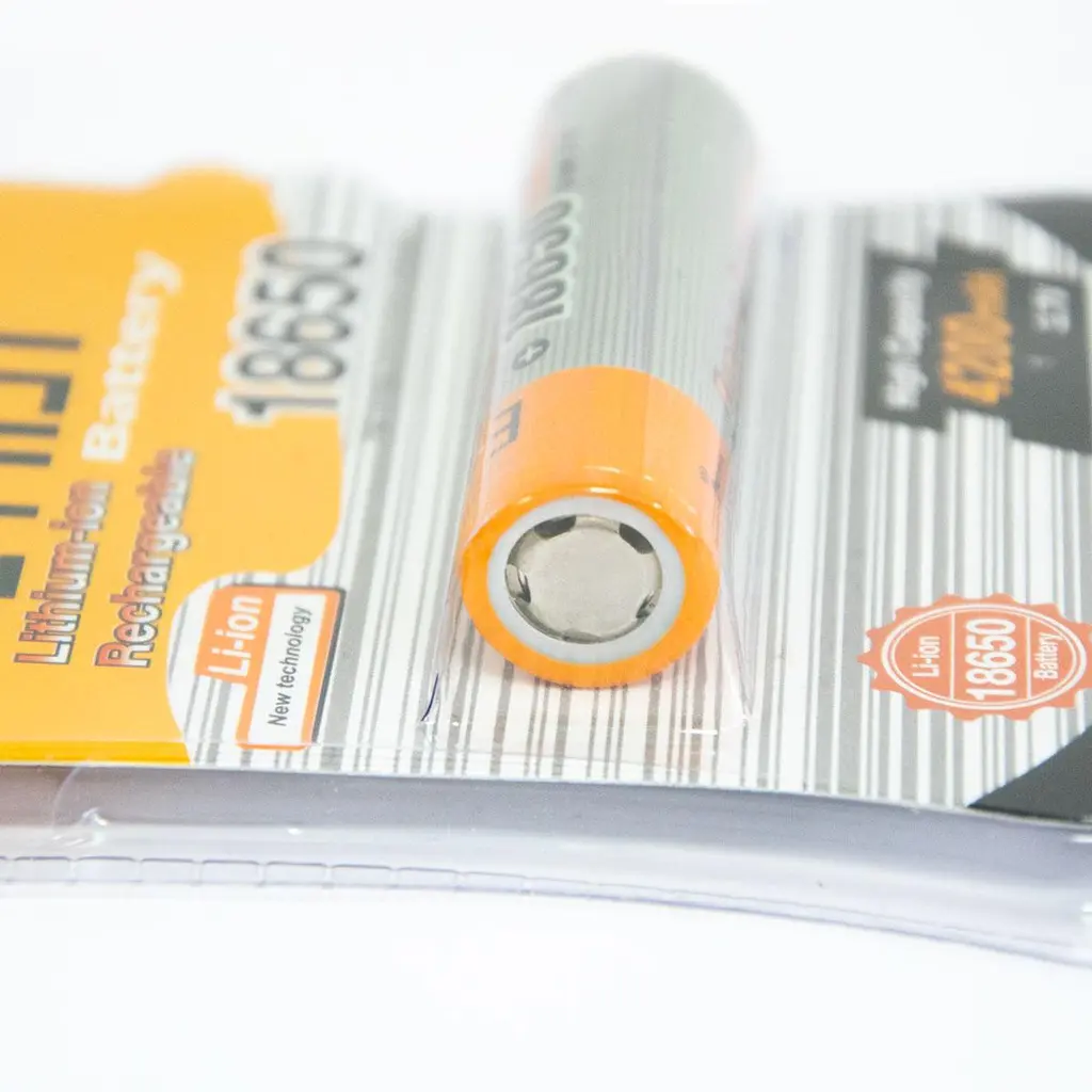 Акумуляторна батарейка Li-ion 18650 4200mAh акумулятор 3.7V перезаряджається 1 шт - фото 4
