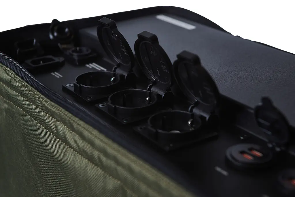 Многоканальный блок питания Charger Bandera Power-860 S (860000мАч  3200Вт·час) - фото 6