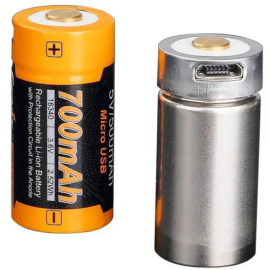 Аккумулятор Fenix ​​16340 700 UP mAh Li-ion micro usb зарядка - фото 2