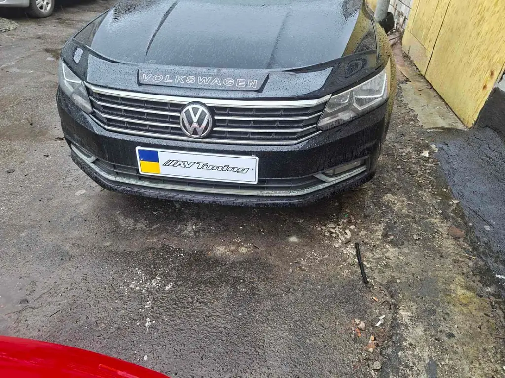 Дефлектор капота мухобойка Volkswagen Passat B8 NMS 2015-2020 USA Voron Glass (MV12115) - фото 4