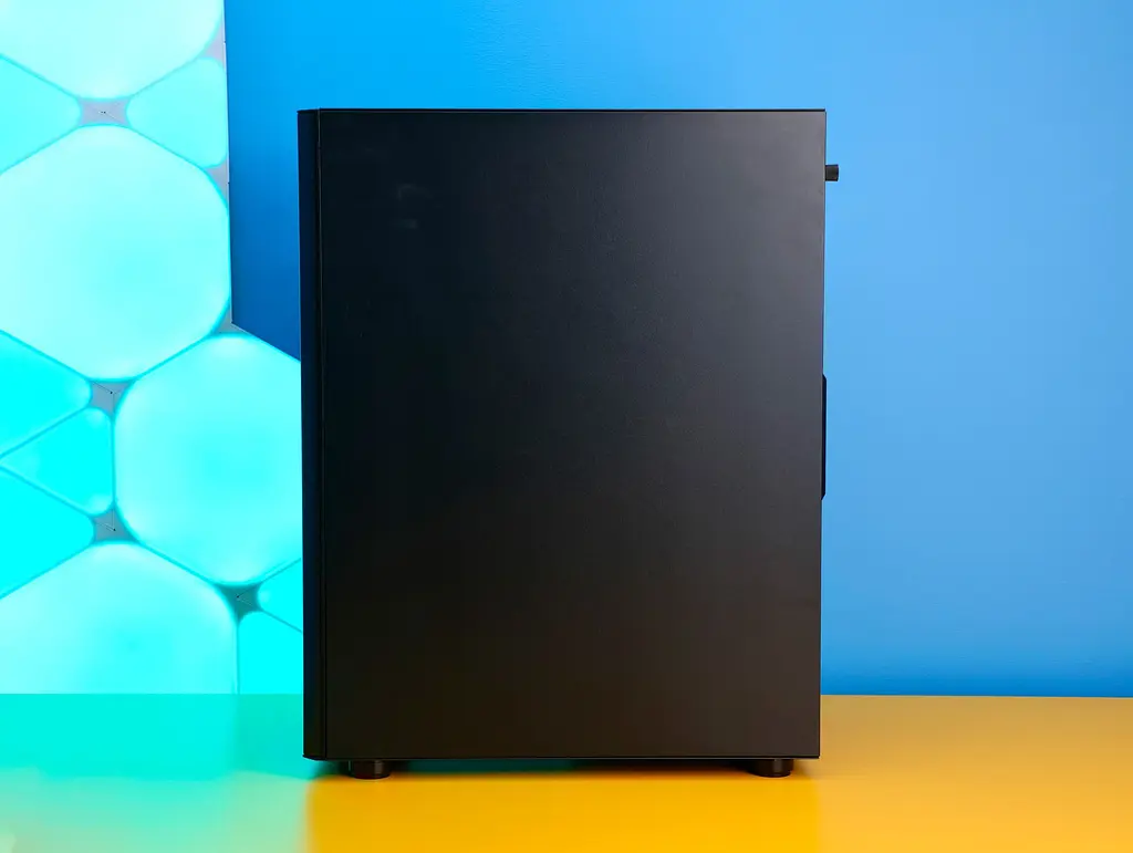 Компьютер Nvidia (Core i9-9900KF / GeForce RTX 4060T i/ DDR4 32GB / SSD 1TB) Б/У [163380] - фото 5