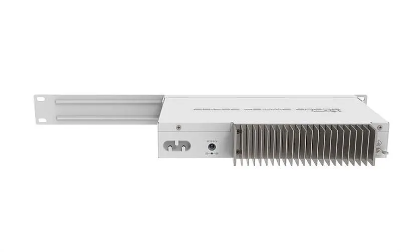 Комутатор MikroTik CRS309-1G-8S+IN - фото 2