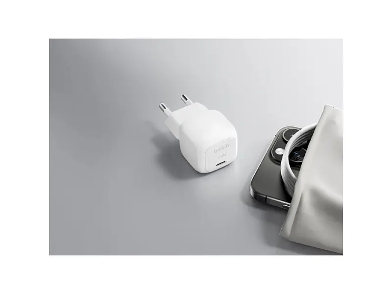 Мережевий зарядний пристрій Belkin BoostCharge Compact 30 W White (WCA008KQWH) - фото 6