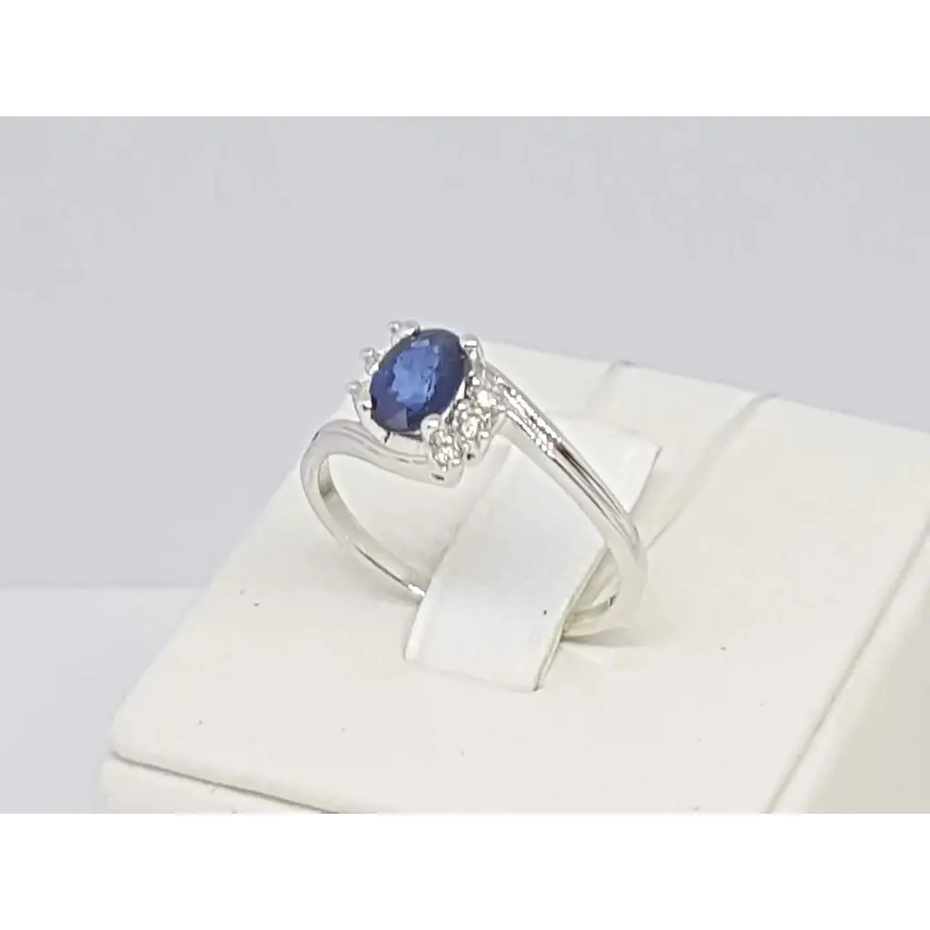 Золоте кільце Геліос з діамантами і сапфіром. Артикул 55062626BS332 17,5 - фото 3