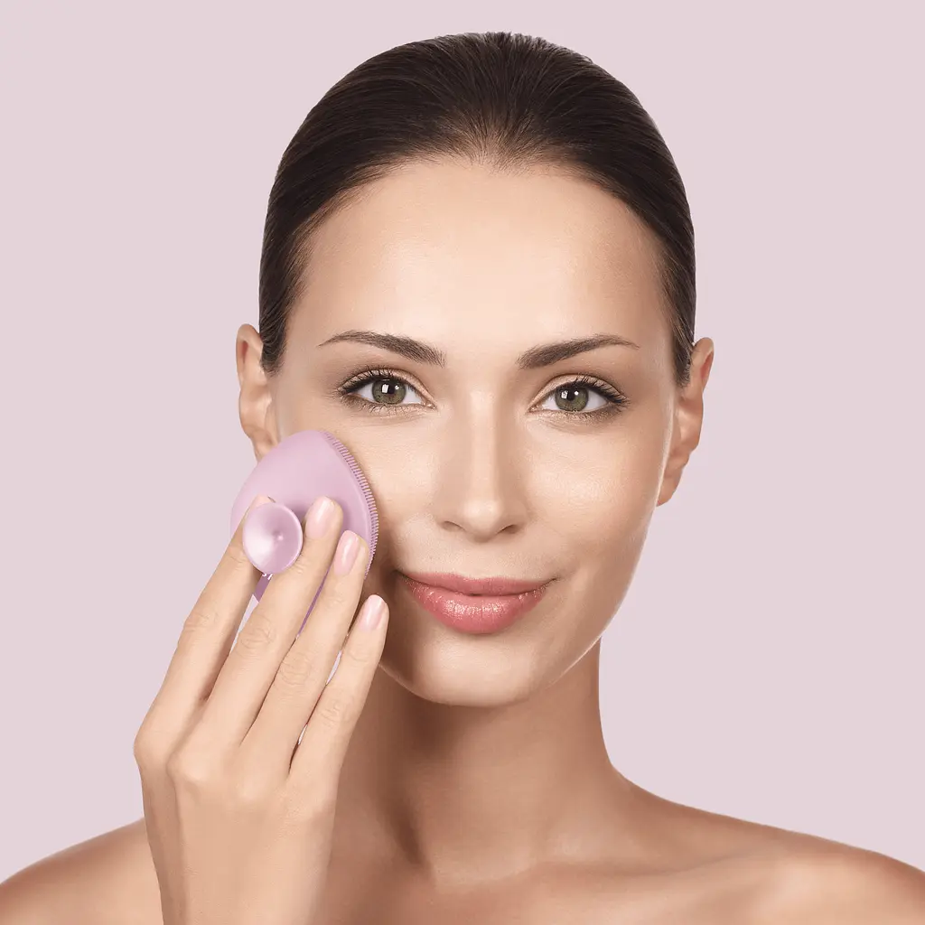 Щітка для обличчя GESKE Facial Brush 4 в 1 з тримачем рожева - фото 5