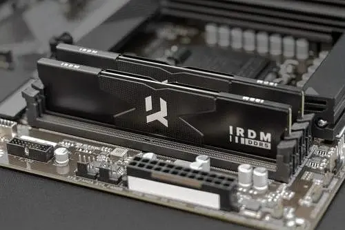 Пам'ять 16Gb x 2 (32Gb Kit) DDR5, 6400 MHz, IRDM, Black, 32-38-38-78, 1.35V, з радіатором Goodram teh0020295 - фото 2