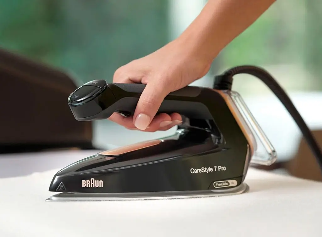 Утюг с парогенератором Braun CareStyle 7 Pro IS 7286 BK [100373] - фото 12