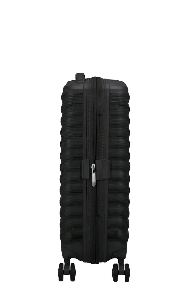 Валіза American Tourister FASTFORWARD 55 см FLASH BLACK 55х40х20(23) MI0*09001 - фото 8