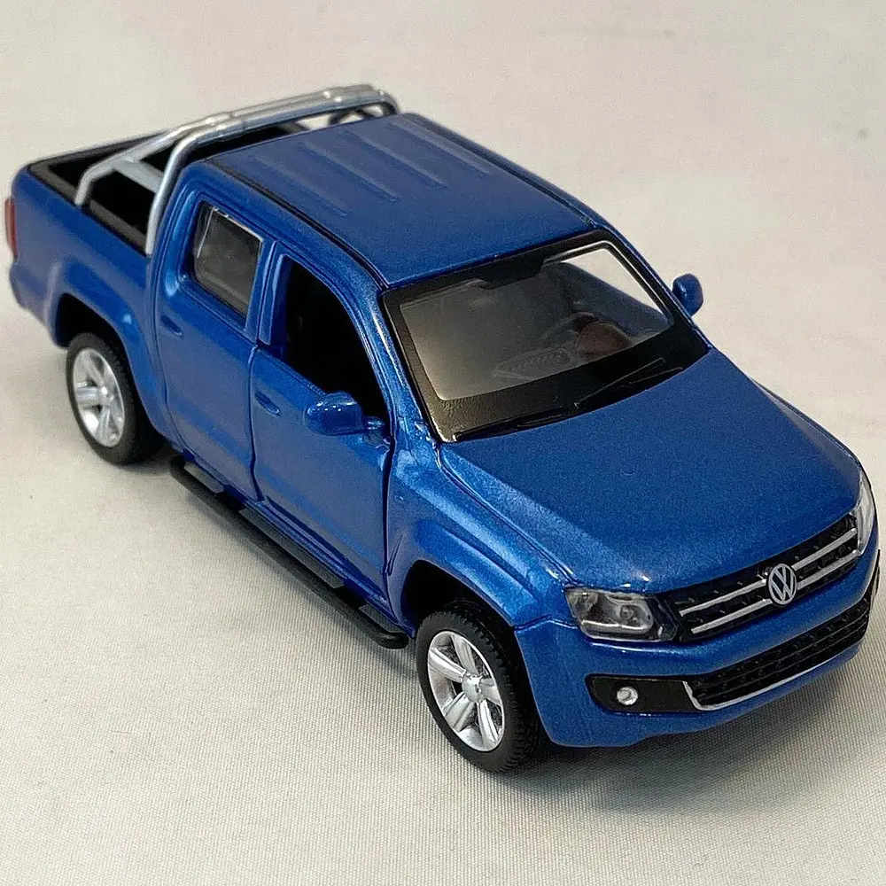 Колекційна металева модель автомобіля Автопром Volkswagen Amarok зі світлом і звуком 1:30 - фото 3