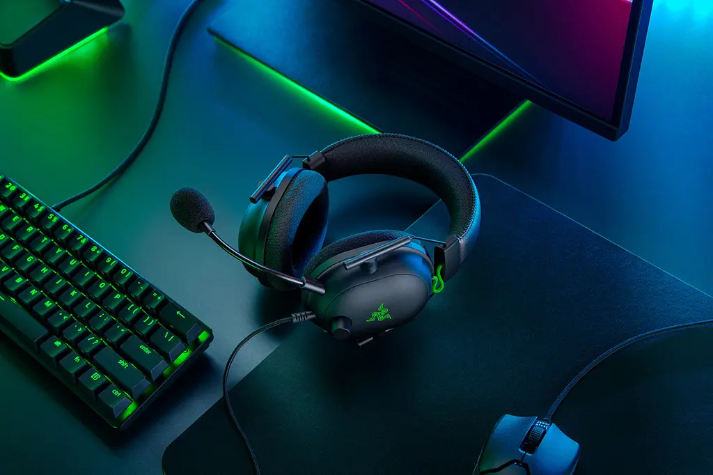 Гарнітура Razer BlackShark V2 Wired + USB Mic Enhancer 3.5 мм Black (RZ04-03230100-R3M1) - фото 7