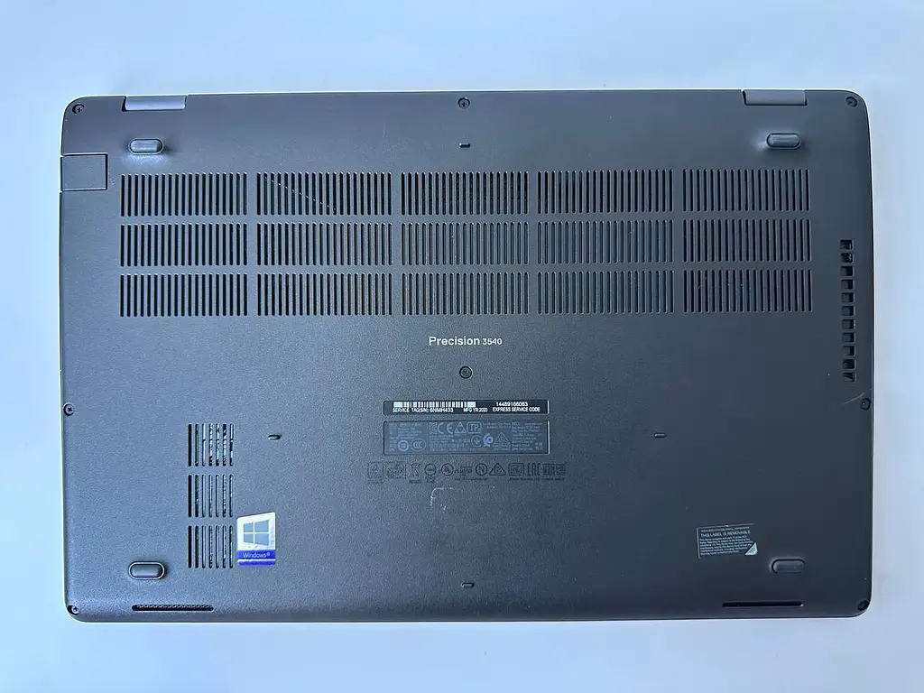 Ноутбук Dell Precision 3540 15.6" (i7-8665U / 8GB / SSD 256GB / 1920x1080 IPS / Radeon Pro WX 2100 2GB) б/в - фото 7