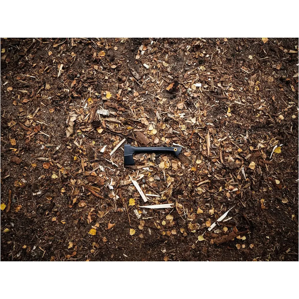Набір: Сокира теслярська мала Fiskars Solid A6 + Складаний ніж Gerber Paraframe (1057911) - фото 7