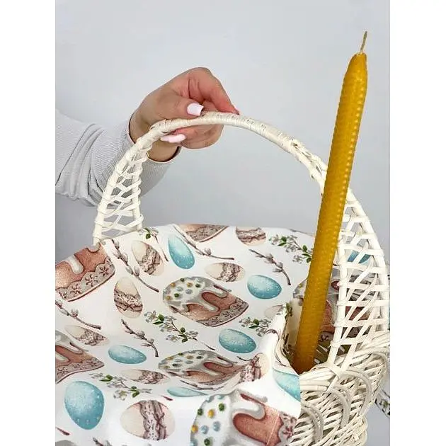 Комплект Пасхальная корзина Галичина (белая) с тефлоновым полотенцем 70х40 см Кулич (розовый) и свечой - фото 5