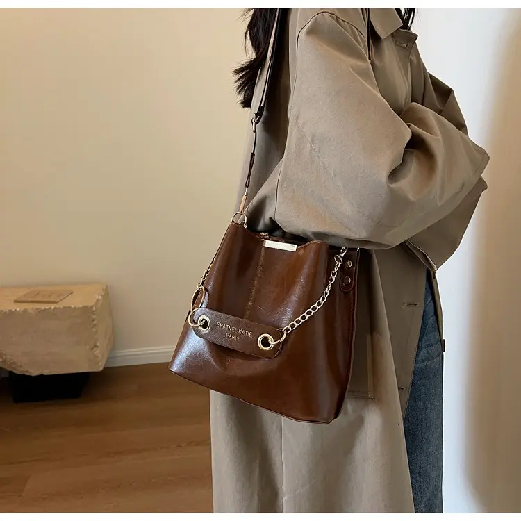 Сумка жіноча Slori Italian Bags Коричневий 22х12х21 см (id_1211) - фото 4