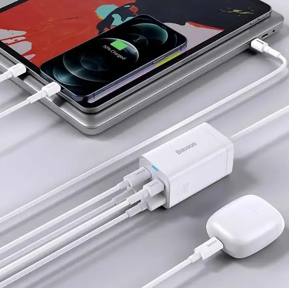 Мощное зарядное устройство для GaN3 65 W Baseus 2xUSB-A + 2xType-C с китайской вилкой (CCDK65C) - фото 4