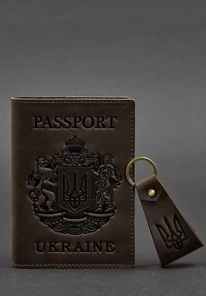 Подарунковий набір шкіряних аксесуарів з українською символікою темно-коричневий - фото 3