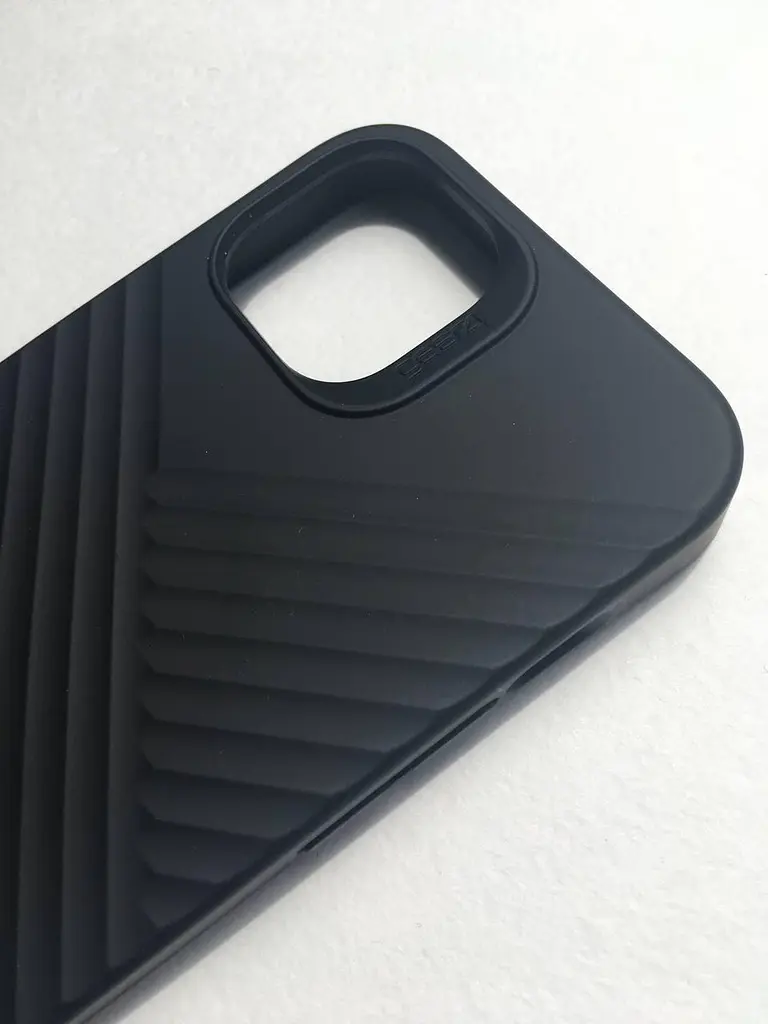 Чохол протиударний Gear4 Denali MagSafe (тех. пакет) для iPhone 13 \| 14 Black - фото 8