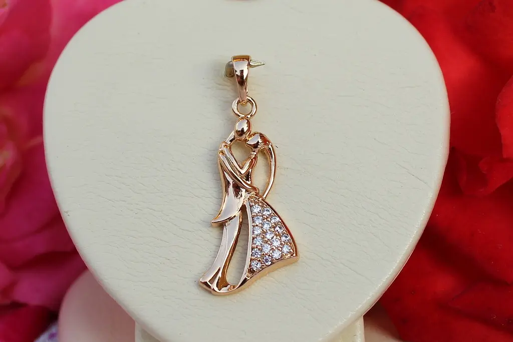 Кулон Xuping Jewelry поцілунок 2,5 см золотистий - фото 2